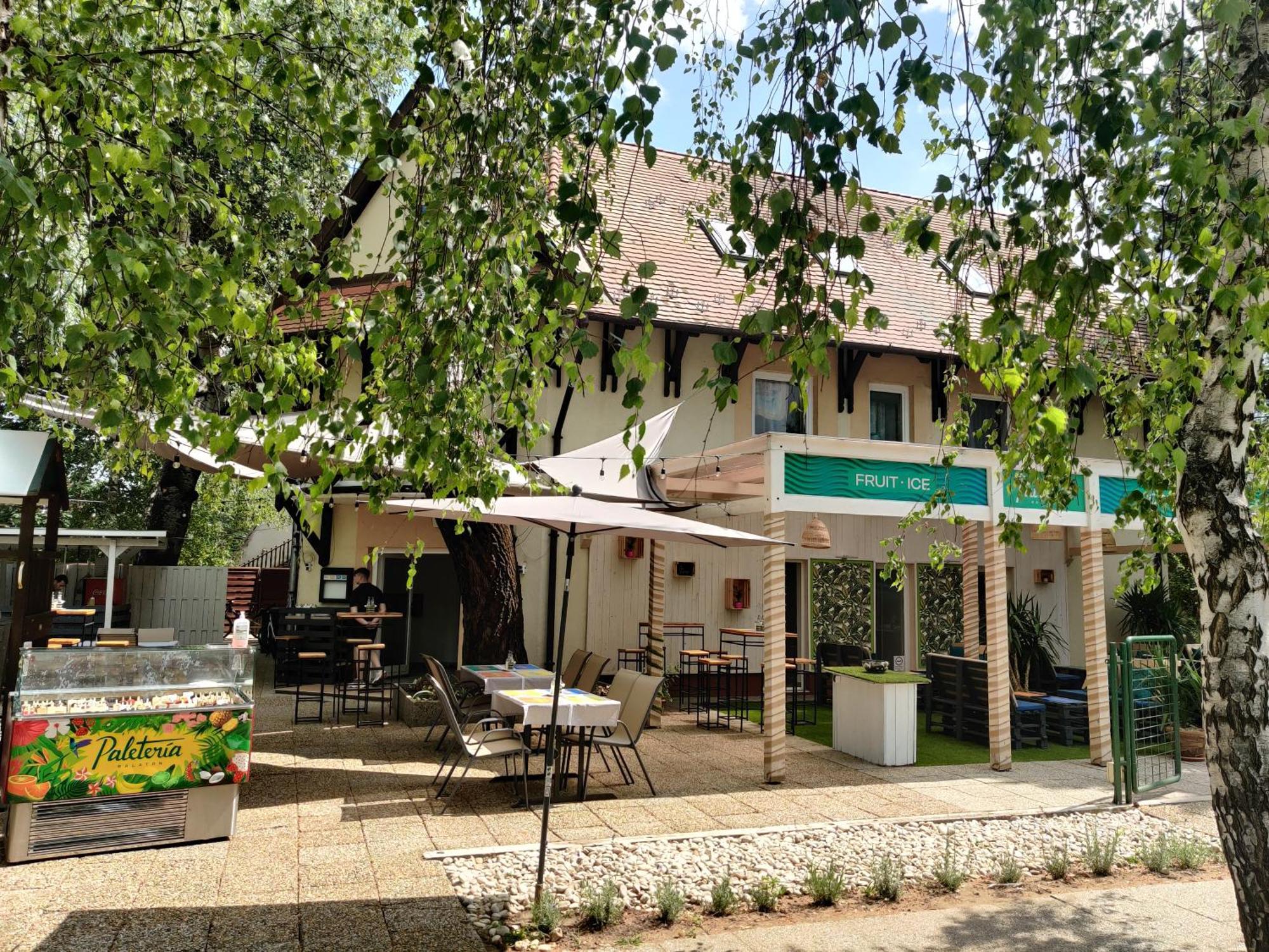 Villa Itália Guest House Siófok Exterior foto
